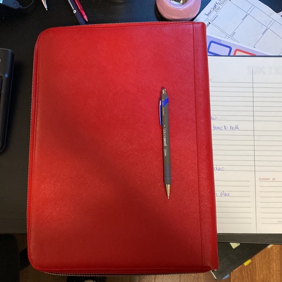 Ferragamo red File Folder.  Has space for 2 credit cards, a tablet and pockets. - Picture 4 of 4